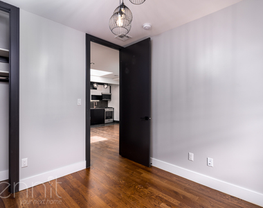 1109 Decatur Street - Photo Thumbnail 10