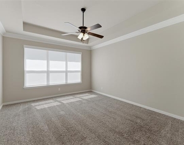 7437 Aniston Way - Photo Thumbnail 17