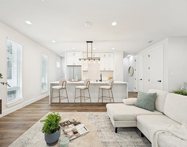 5633 Live Oak Street - Photo Thumbnail 1