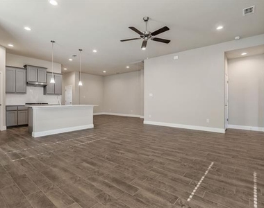 2605 Starling Street - Photo Thumbnail 11