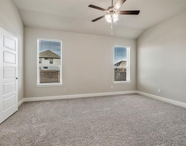 2605 Starling Street - Photo Thumbnail 12