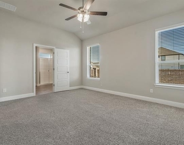 2605 Starling Street - Photo Thumbnail 13
