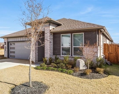 2605 Starling Street - Photo Thumbnail 1