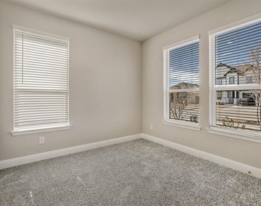 2605 Starling Street - Photo Thumbnail 14