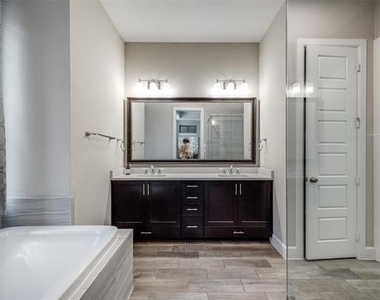 3743 Panalero Lane - Photo Thumbnail 12