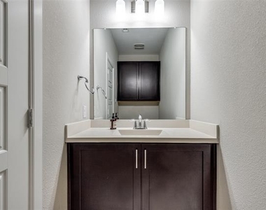 3743 Panalero Lane - Photo Thumbnail 20