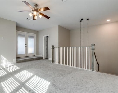 3743 Panalero Lane - Photo Thumbnail 16