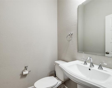 3743 Panalero Lane - Photo Thumbnail 17