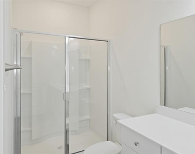 410 Forest Street - Photo Thumbnail 9