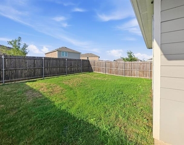 410 Forest Street - Photo Thumbnail 16