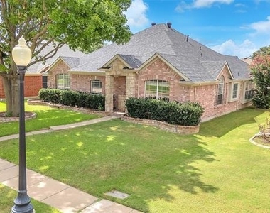 10809 River Oaks Drive - Photo Thumbnail 2