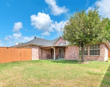 10809 River Oaks Drive - Photo Thumbnail 16