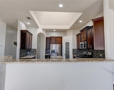 10809 River Oaks Drive - Photo Thumbnail 33
