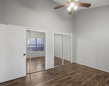 7340 Skillman Street - Photo Thumbnail 6