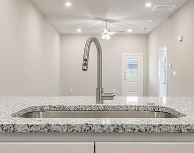 2627 Baron Avenue - Photo Thumbnail 7