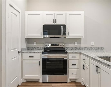 2627 Baron Avenue - Photo Thumbnail 5