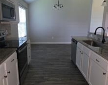 1831 Bandolero Road - Photo Thumbnail 3