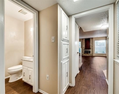 3101 Duck Creek Parkway - Photo Thumbnail 9