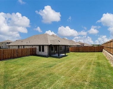 601 Weller Road - Photo Thumbnail 10
