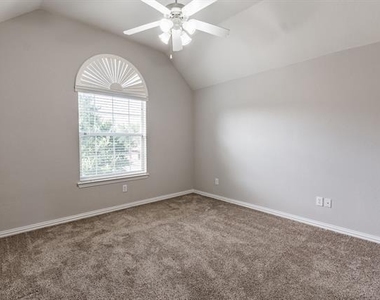 1100 Cedar Valley Drive - Photo Thumbnail 33