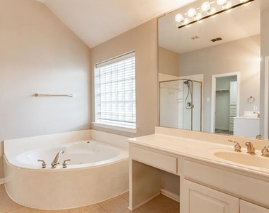 1100 Cedar Valley Drive - Photo Thumbnail 27