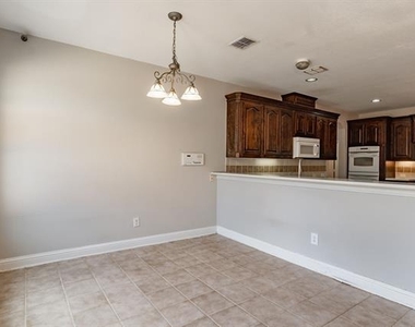 1100 Cedar Valley Drive - Photo Thumbnail 16