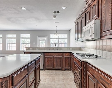 1100 Cedar Valley Drive - Photo Thumbnail 17