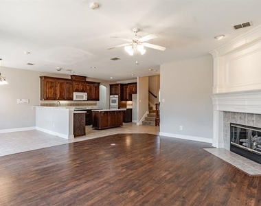 1100 Cedar Valley Drive - Photo Thumbnail 8