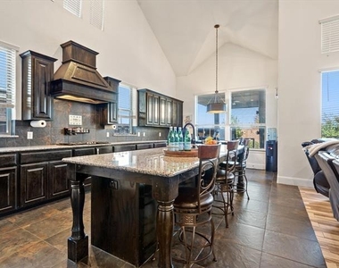 1506 Hennessey Drive - Photo Thumbnail 9