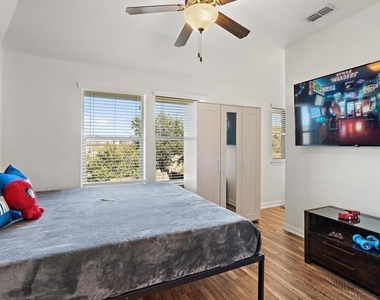 1506 Hennessey Drive - Photo Thumbnail 20