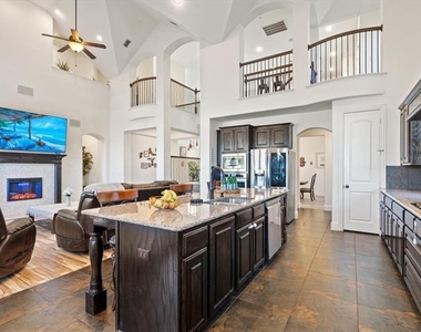 1506 Hennessey Drive - Photo Thumbnail 10