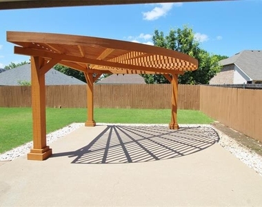 928 Oakcrest Drive - Photo Thumbnail 30
