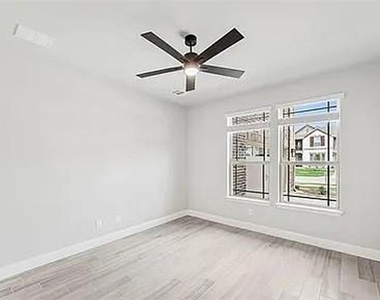 1012 Ridgehurst Road - Photo Thumbnail 18