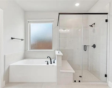 1012 Ridgehurst Road - Photo Thumbnail 17