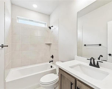 1012 Ridgehurst Road - Photo Thumbnail 14