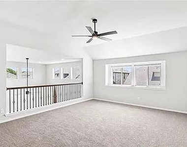 1012 Ridgehurst Road - Photo Thumbnail 3
