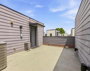 2102 N Prairie Avenue - Photo Thumbnail 22