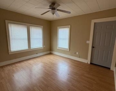 642 N Love Street - Photo Thumbnail 4