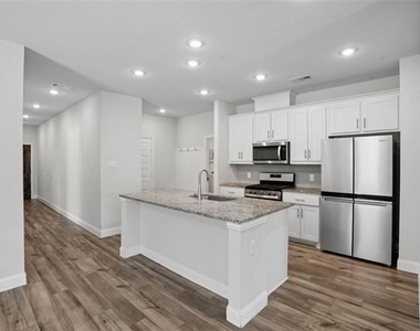 317 Fire Rock Drive - Photo Thumbnail 5