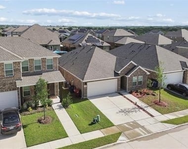 317 Fire Rock Drive - Photo Thumbnail 32