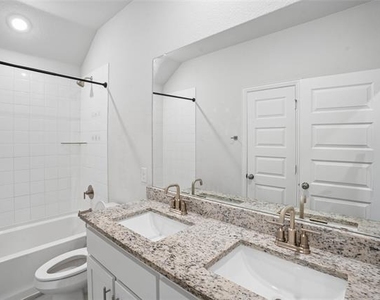 317 Fire Rock Drive - Photo Thumbnail 16