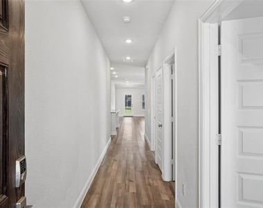317 Fire Rock Drive - Photo Thumbnail 2