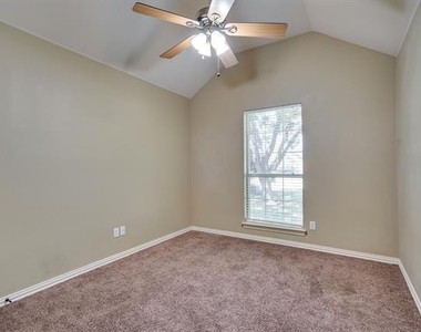 1001 Porter Place - Photo Thumbnail 19