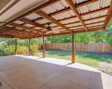 1001 Porter Place - Photo Thumbnail 23