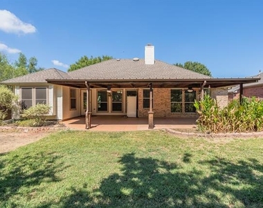 1001 Porter Place - Photo Thumbnail 22
