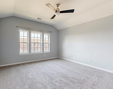 123 Palacio Street - Photo Thumbnail 20