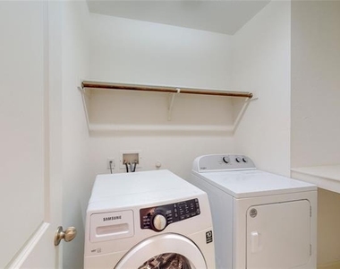 123 Palacio Street - Photo Thumbnail 35