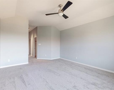 123 Palacio Street - Photo Thumbnail 22