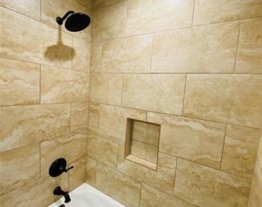 312 W Heron Street - Photo Thumbnail 12