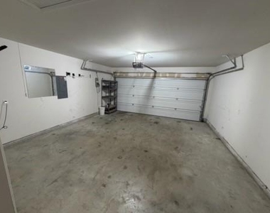 3112 Shorthorn Way - Photo Thumbnail 7
